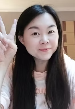 Marina, founder and Chinese teacher
